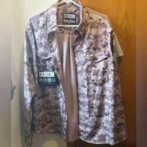 SOLD Flannel x Kublai Khan TX Men’s LARGE Digital Camo Button Band Shirt